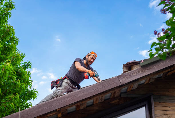 Fast & Reliable Emergency Roof Repairs in Country Clu, MO